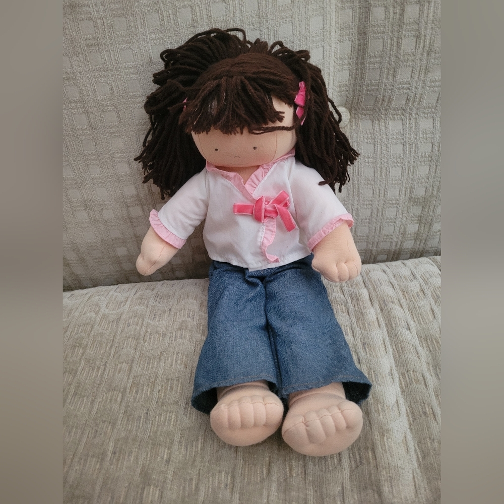 2009 Pottery Barn Kids Cloth Doll Chloe 15" Bendable Legs Brown Hair Brown Eyes